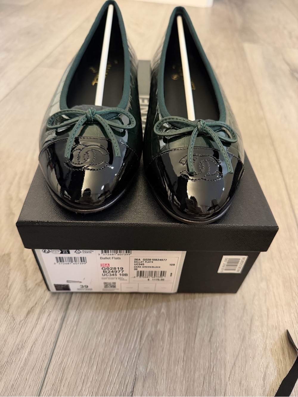 Chanel 26A Croc-Embossed Patent Ballet Flats 39 - Picture 7 of 7